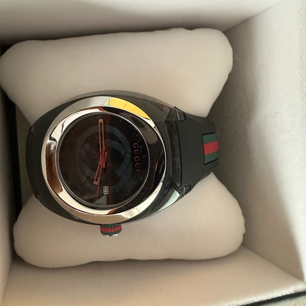 Unisex Gucci watch - Picture 2 of 4